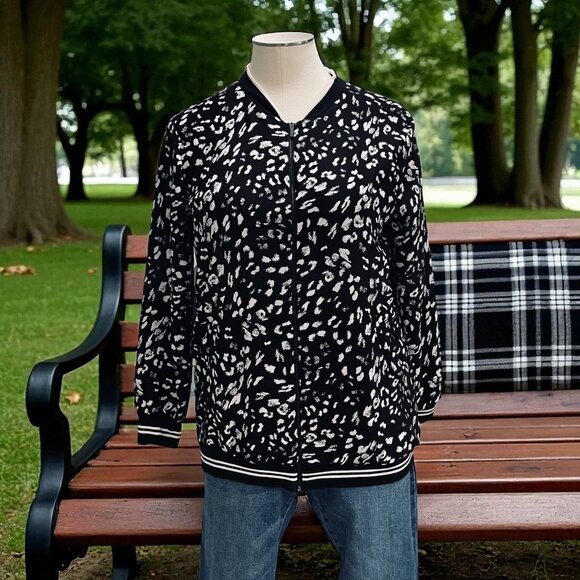 Vince Camuto Leopard Print Bomber Jacket Womens L Black White Trendy Streetwear - Picture 1 of 9